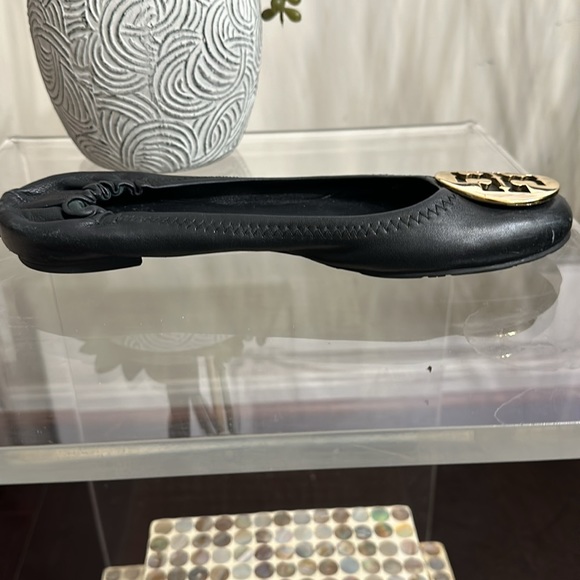 Tory Burch Minnie Travel Perfect Black & Gold Ballet Flats - Picture 5 of 16